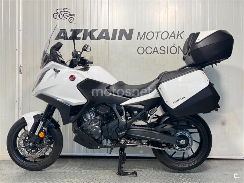 Honda NT1100 – Vista 3