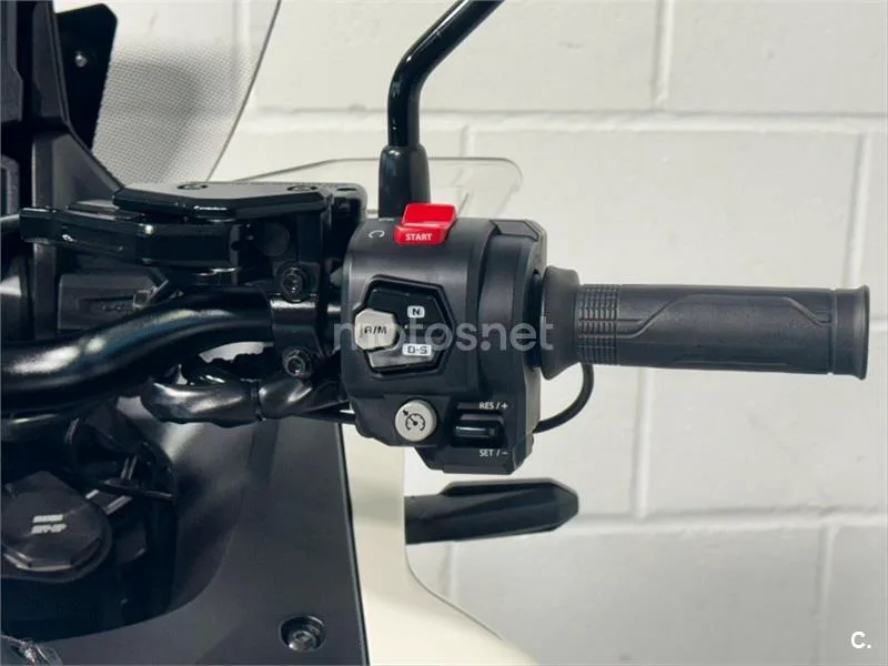 Honda NT1100 – Vista 7