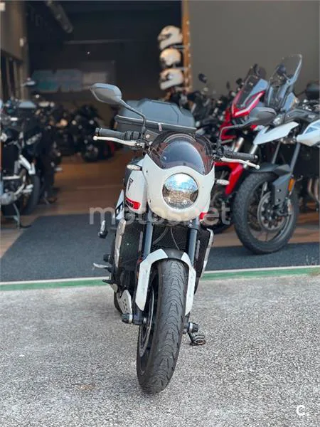 Triumph Trident 660 – Vista 5