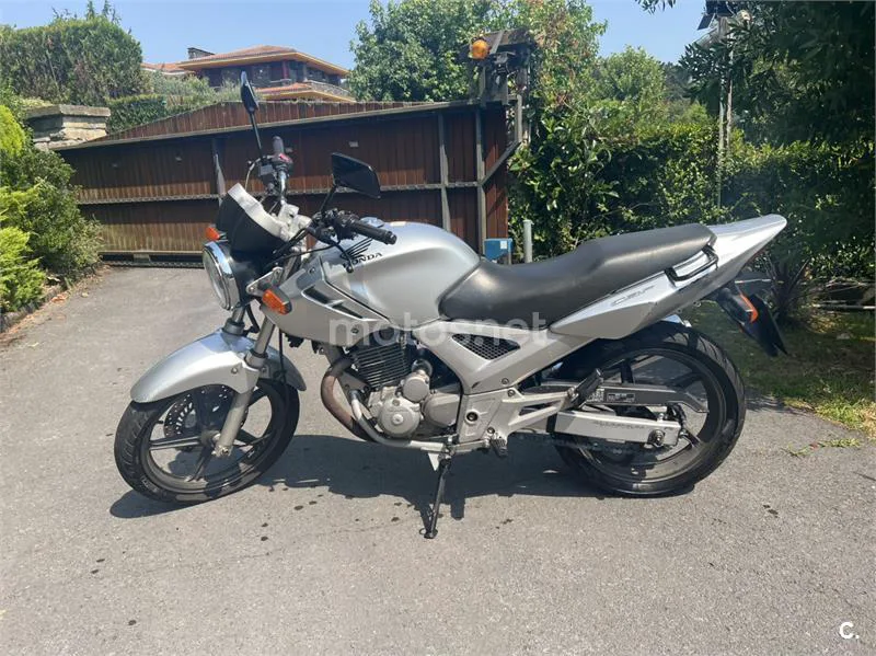 Honda CBF 250 – Vista 4