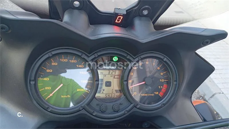 Suzuki V-Strom 650 – Vista 4