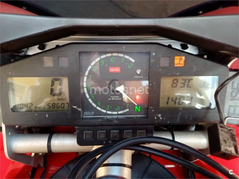 Aprilia RSV Mille – Vista 4