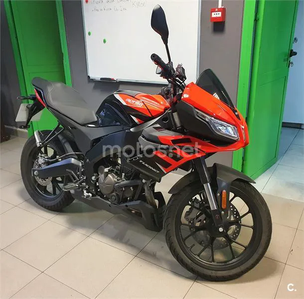 Aprilia Tuono 125 – Vista 4