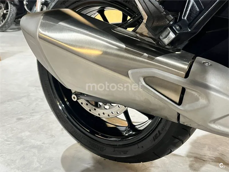 BMW S 1000 XR – Vista 24