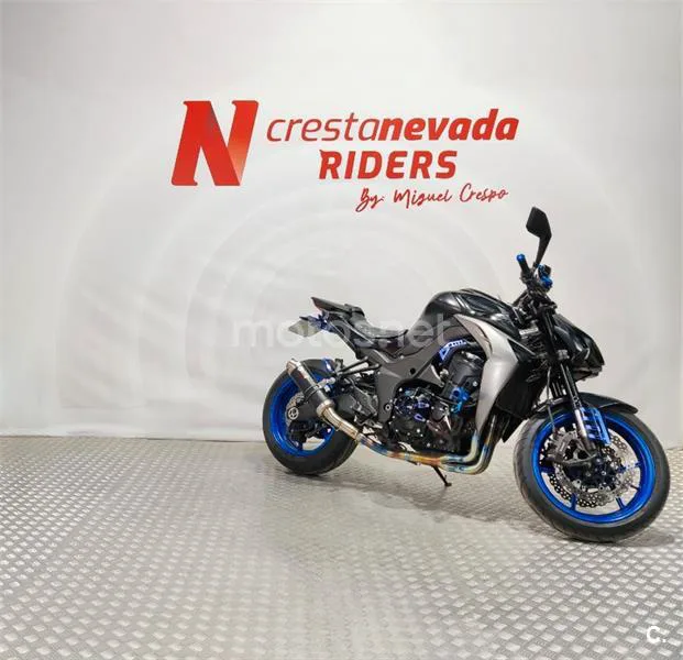 Kawasaki Z1000 – Vista 16