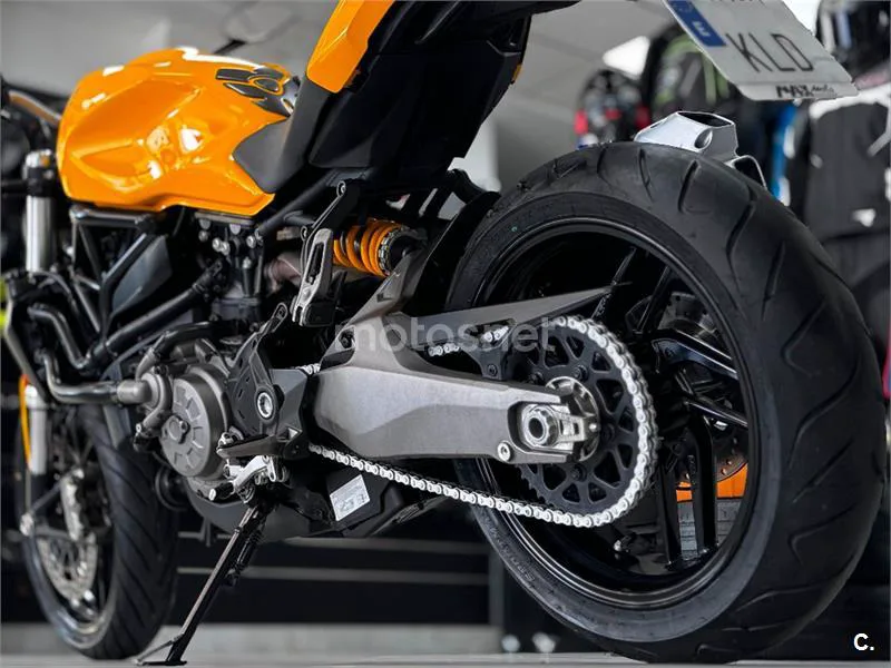 Ducati Monster 821 – Vista 8
