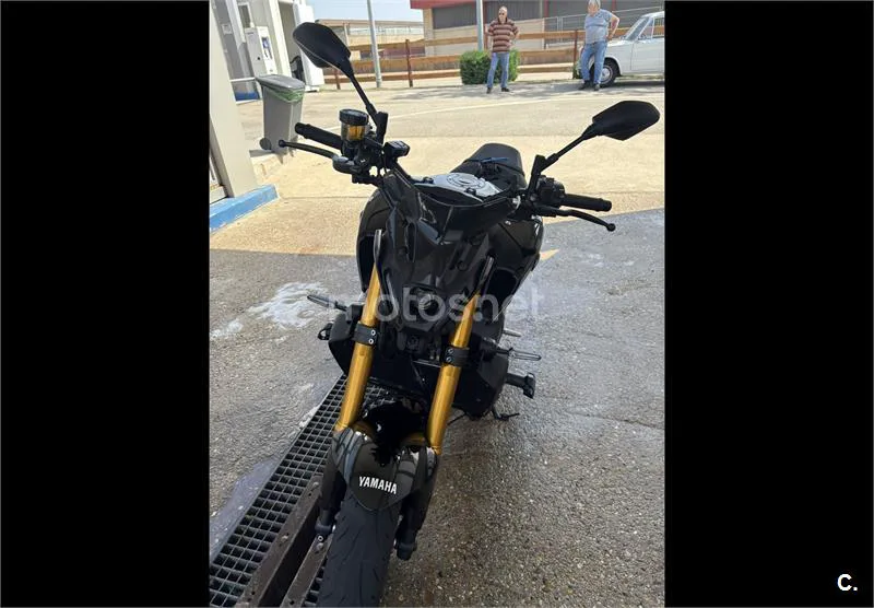 Yamaha MT-09 – Vista 5