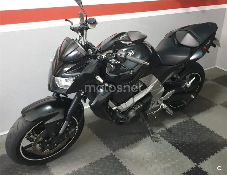 Kawasaki Z 750 – Vista 4