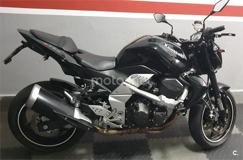 Kawasaki Z 750 – Vista 6