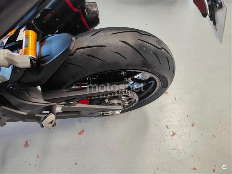 Ducati Monster – Vista 16