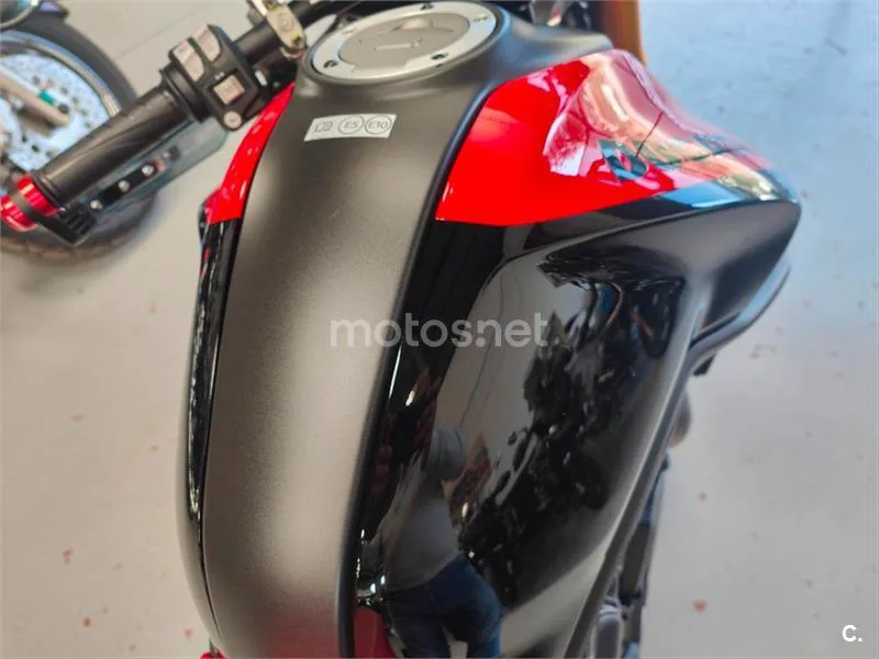 Ducati Monster – Vista 7