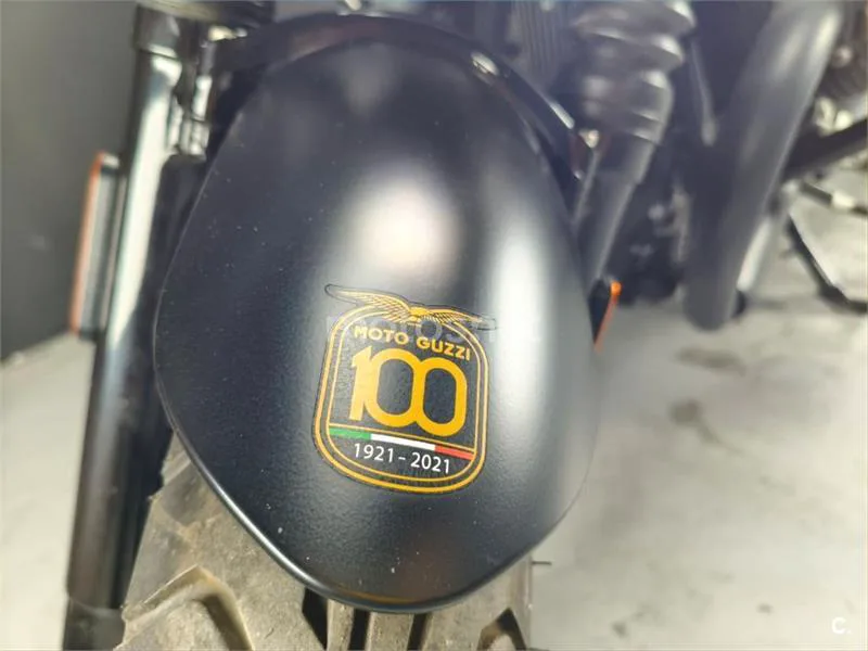 Moto Guzzi V7 – Vista 11