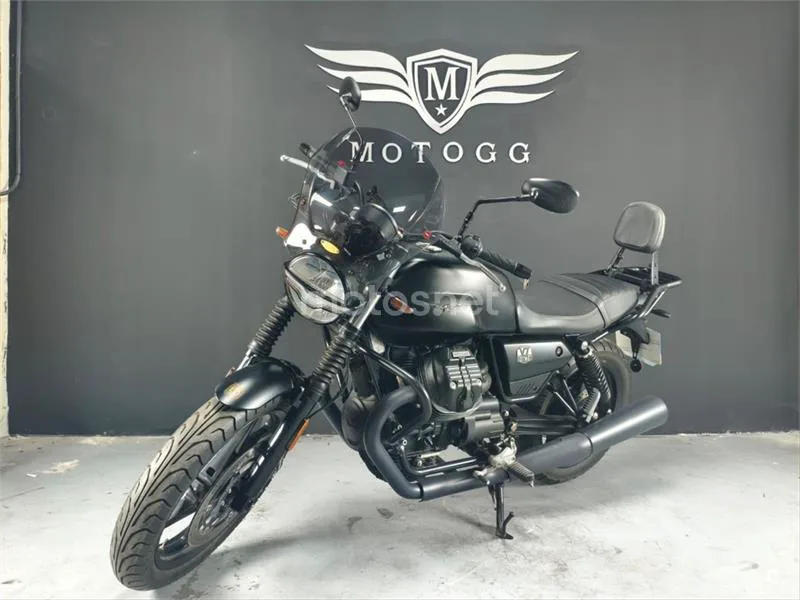 Moto Guzzi V7 – Vista 3