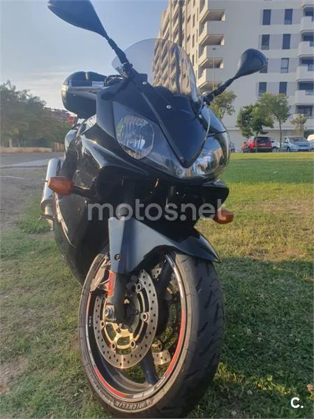 Honda CBR 600F – Vista 2