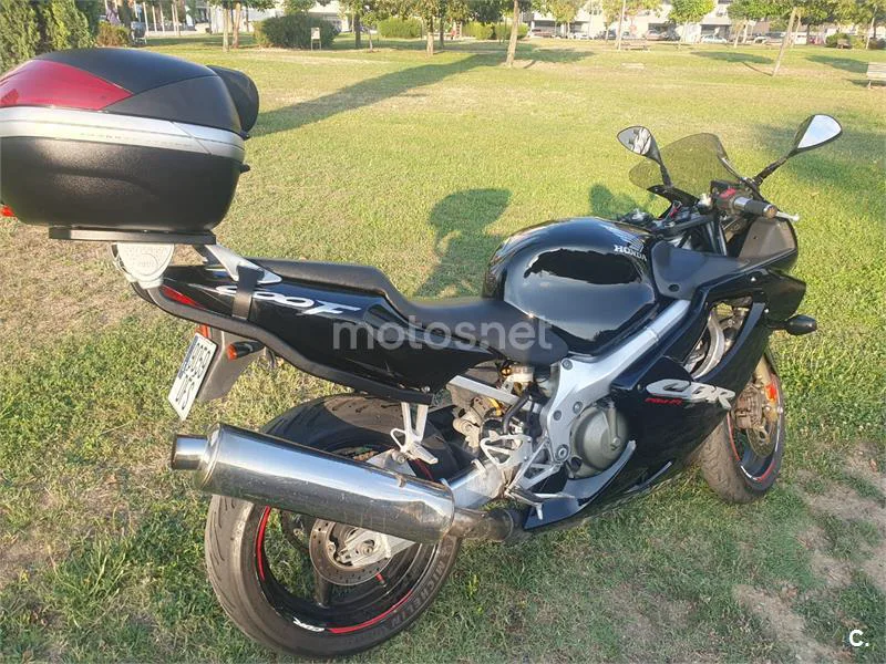Honda CBR 600F – Vista 3