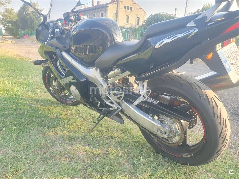 Honda CBR 600F – Vista 5