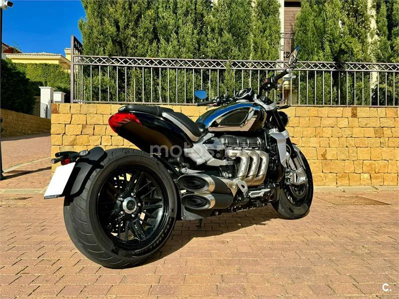 Triumph Rocket 3 – Vista 4