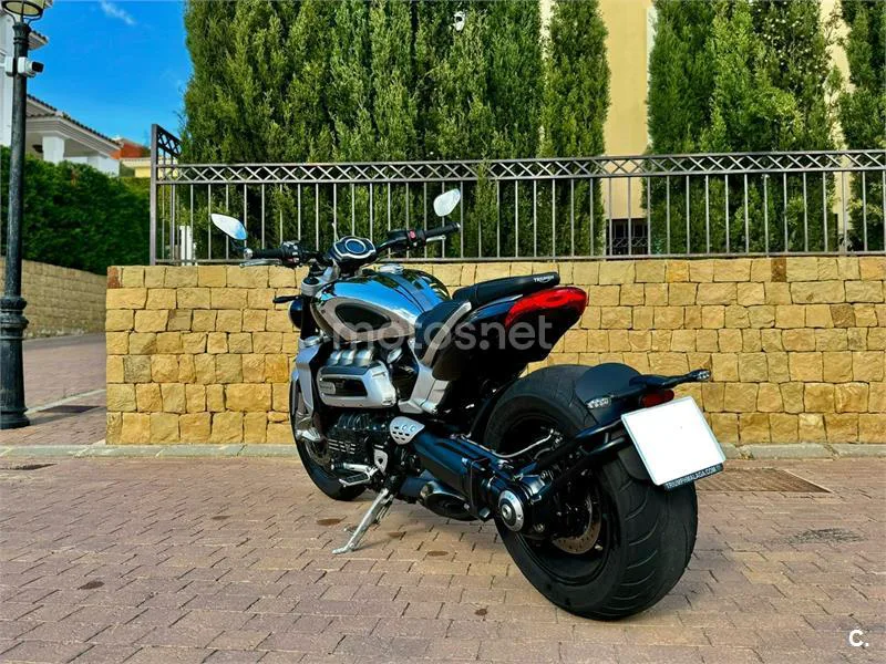 Triumph Rocket 3 – Vista 5