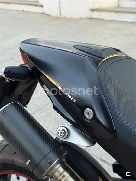 Ducati Monster 796 – Vista 9