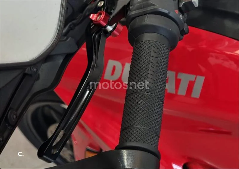 Ducati Hypermotard 939 – Vista 12