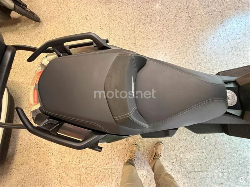 BMW C 400 GT – Vista 12