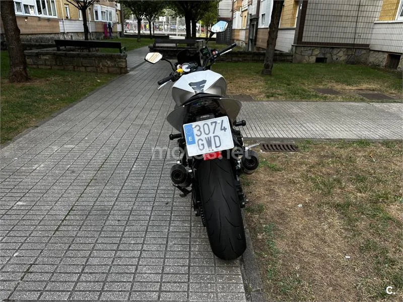 Kawasaki Z 1000 – Vista 4