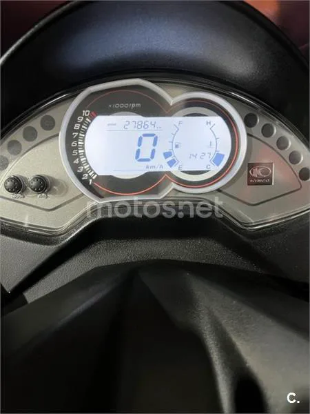 Kymco K-XCT 125i – Vista 8
