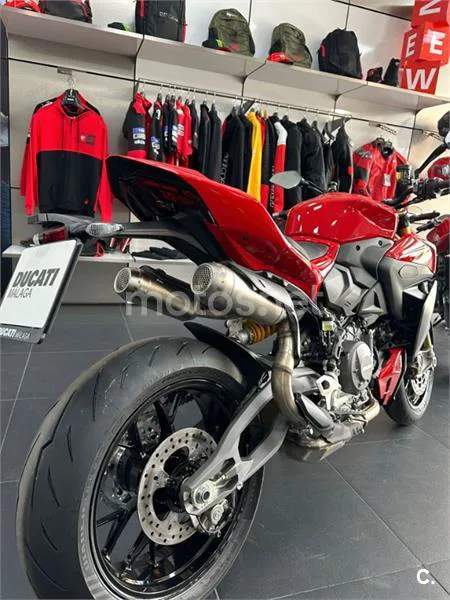 Ducati Streetfighter V2 – Vista 4