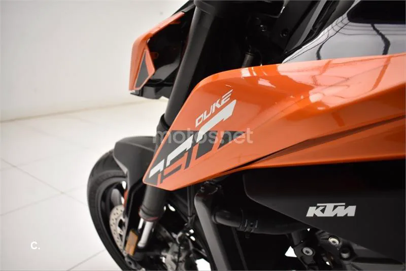 KTM 790 – Vista 12
