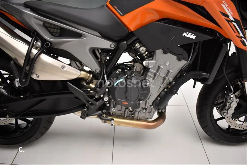 KTM 790 – Vista 10