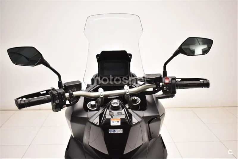 Honda X-ADV – Vista 14