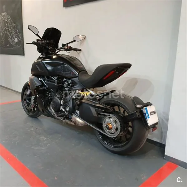 Ducati Diavel – Vista 6