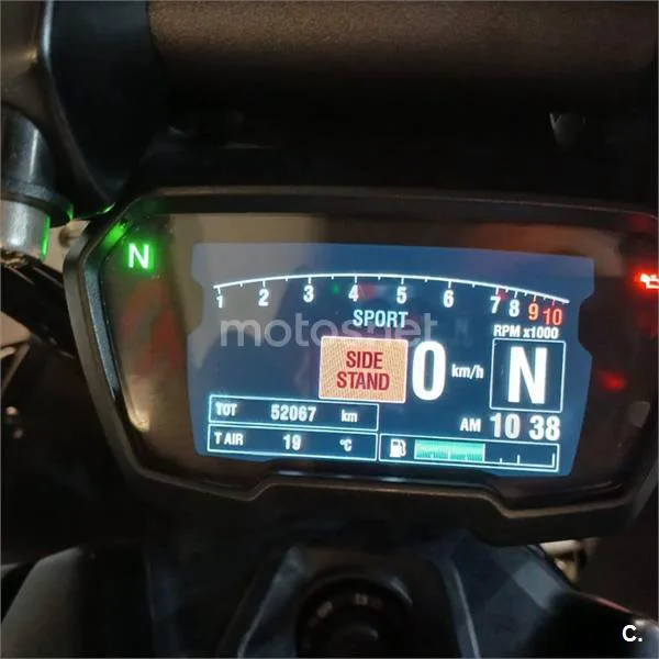 Ducati Diavel – Vista 7
