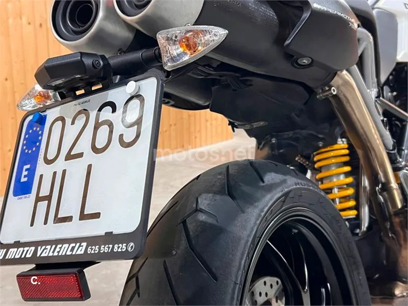 Ducati Hypermotard 796 – Vista 16