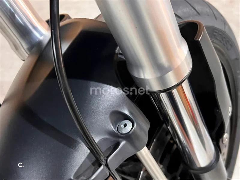 Ducati Hypermotard 796 – Vista 23