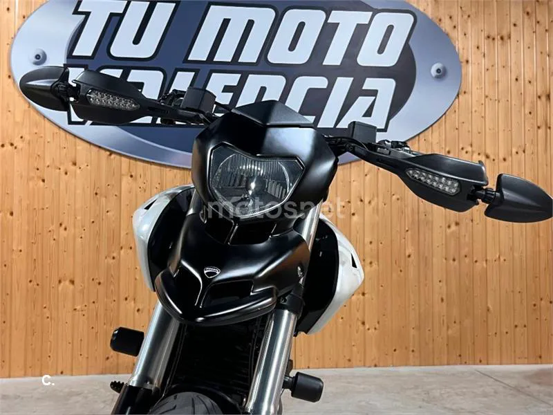 Ducati Hypermotard 796 – Vista 28