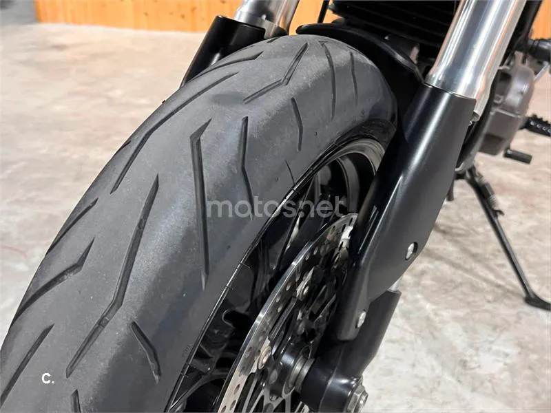 Ducati Hypermotard 796 – Vista 30
