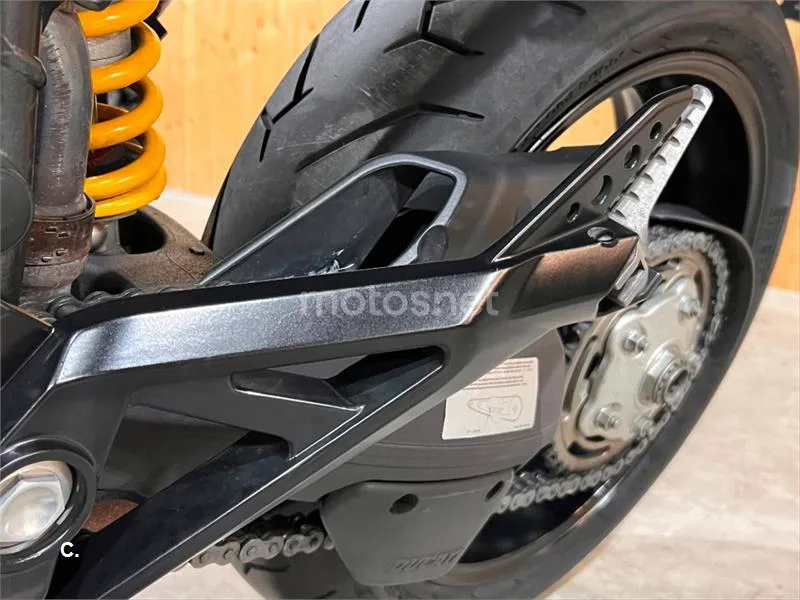 Ducati Hypermotard 796 – Vista 38