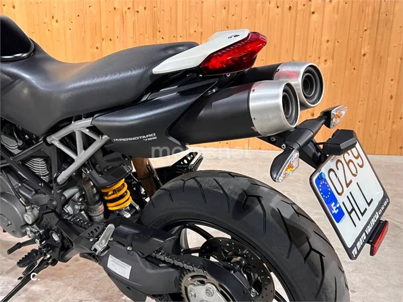 Ducati Hypermotard 796 – Vista 49