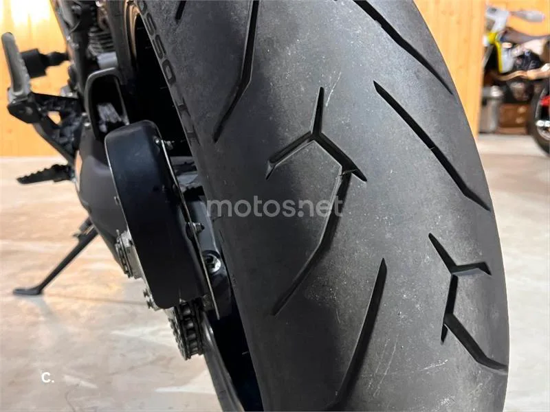 Ducati Hypermotard 796 – Vista 61