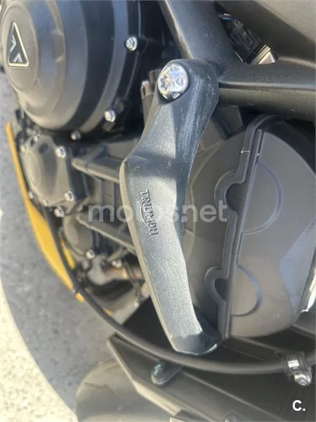 Triumph Street Triple 765 – Vista 2