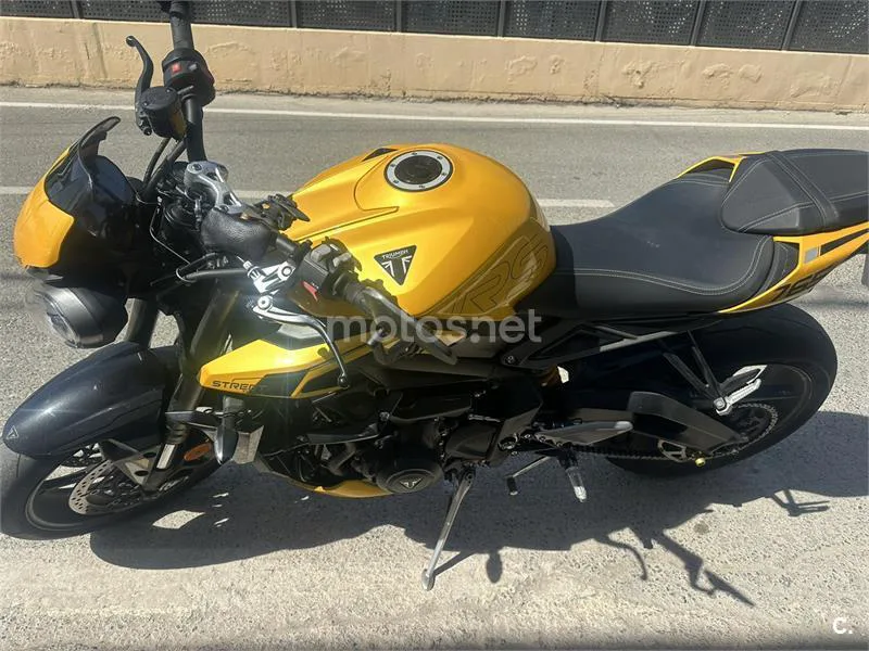 Triumph Street Triple 765 – Vista 4