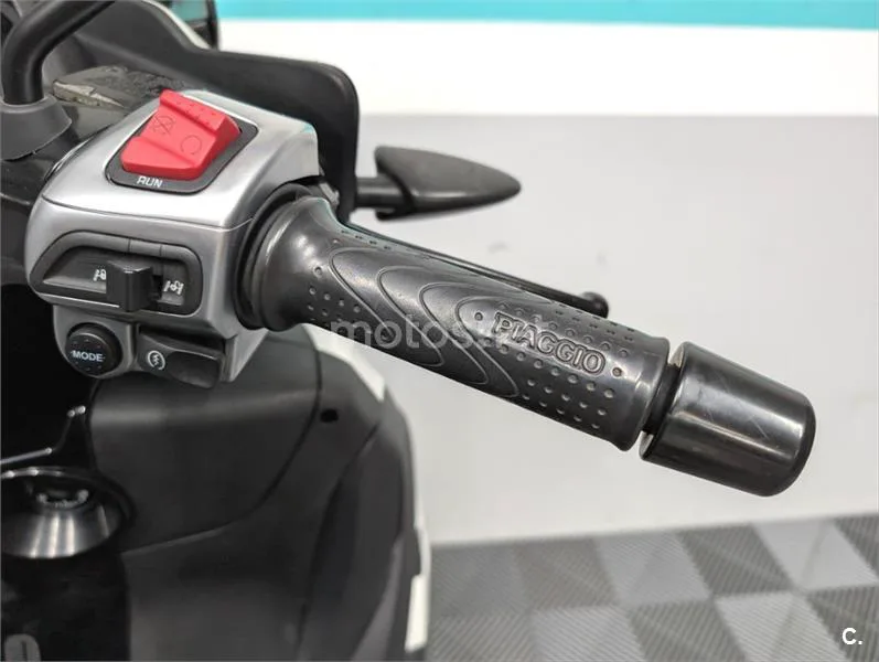Piaggio MP3 Yourban 300 LT Sport – Vista 12