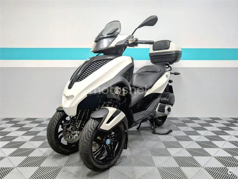 Piaggio MP3 Yourban 300 LT Sport – Vista 4