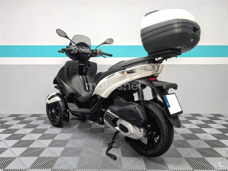 Piaggio MP3 Yourban 300 LT Sport – Vista 6