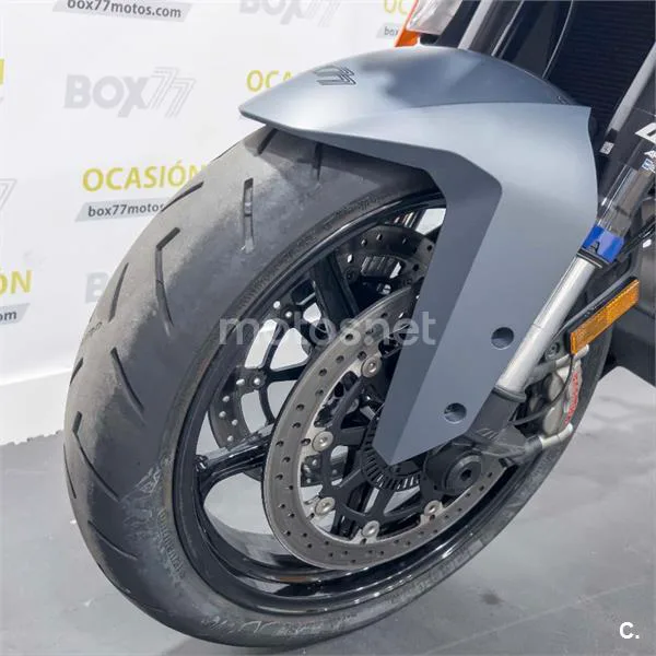 KTM 1290 Super Duke GT – Vista 20