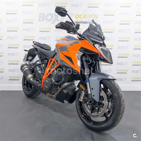 KTM 1290 Super Duke GT – Vista 3