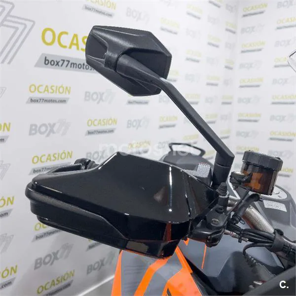 KTM 1290 Super Duke GT – Vista 25