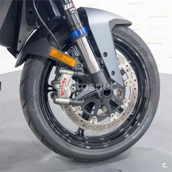 KTM 1290 Super Duke GT – Vista 26