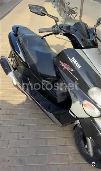 Yamaha YP Majesty 180 – Vista 6